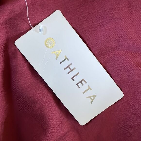 ATHLETA Sundown Sweatshirt Tank, Berry, Size Small - Picture 4 of 8